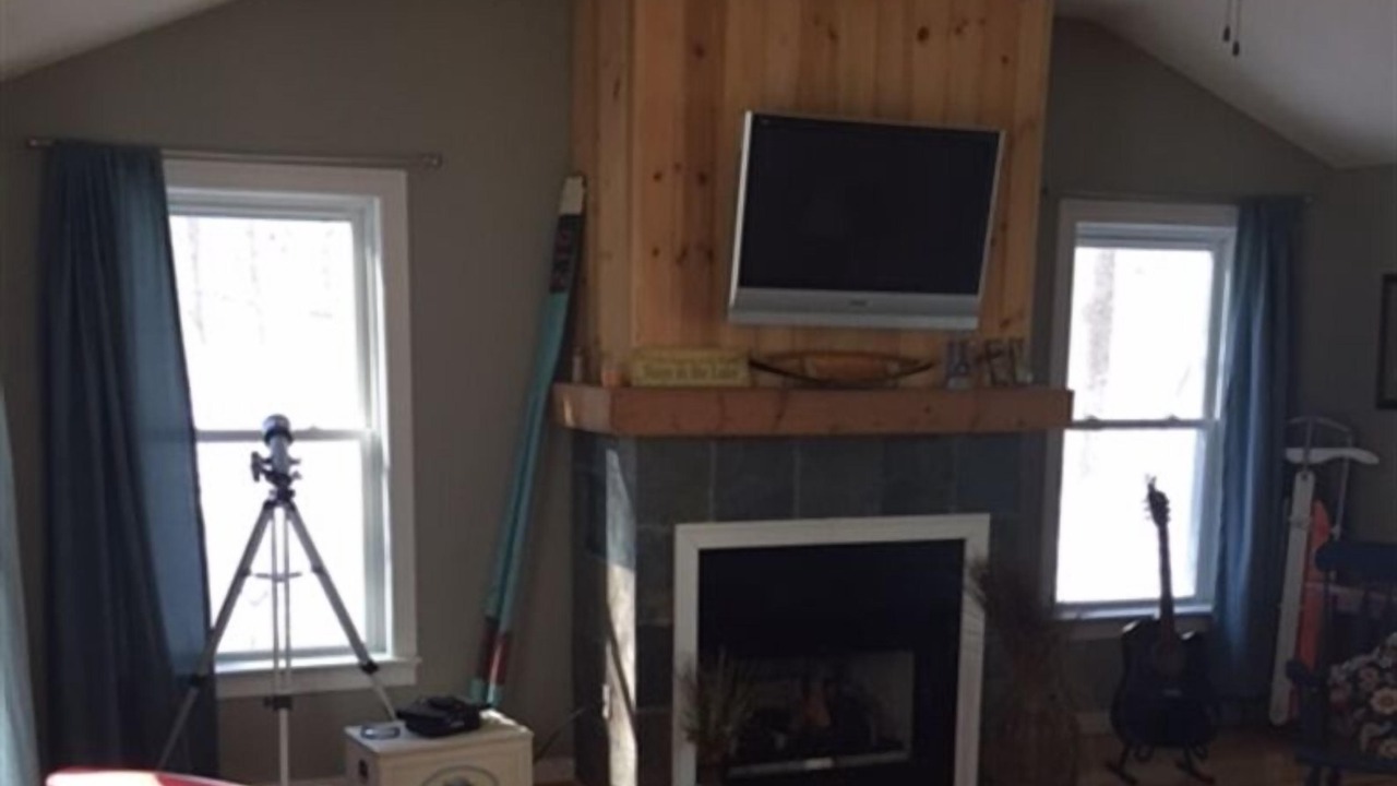 Photo of Livingroom in Center Ossipee