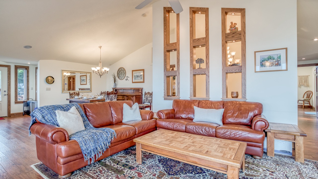 Photo of Livingroom in Waldport
