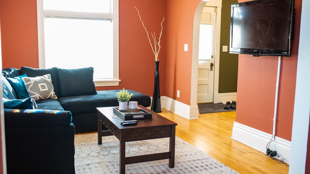 Photo of Livingroom in Midway