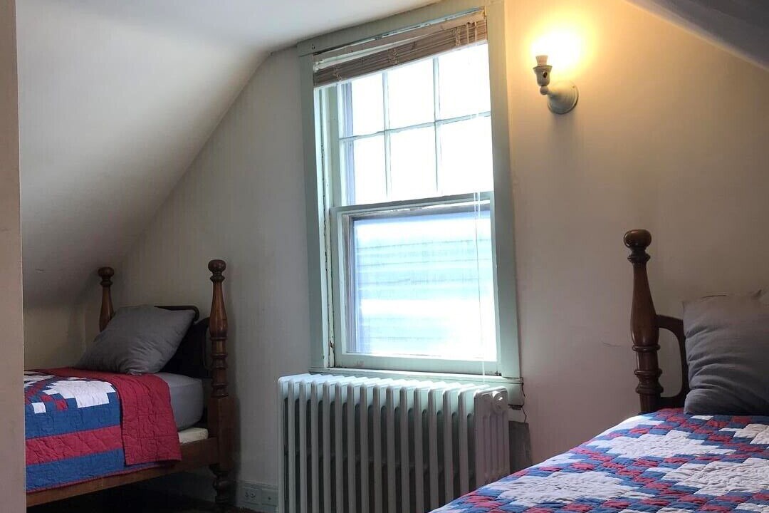 Photo of Bedroom in Historic District