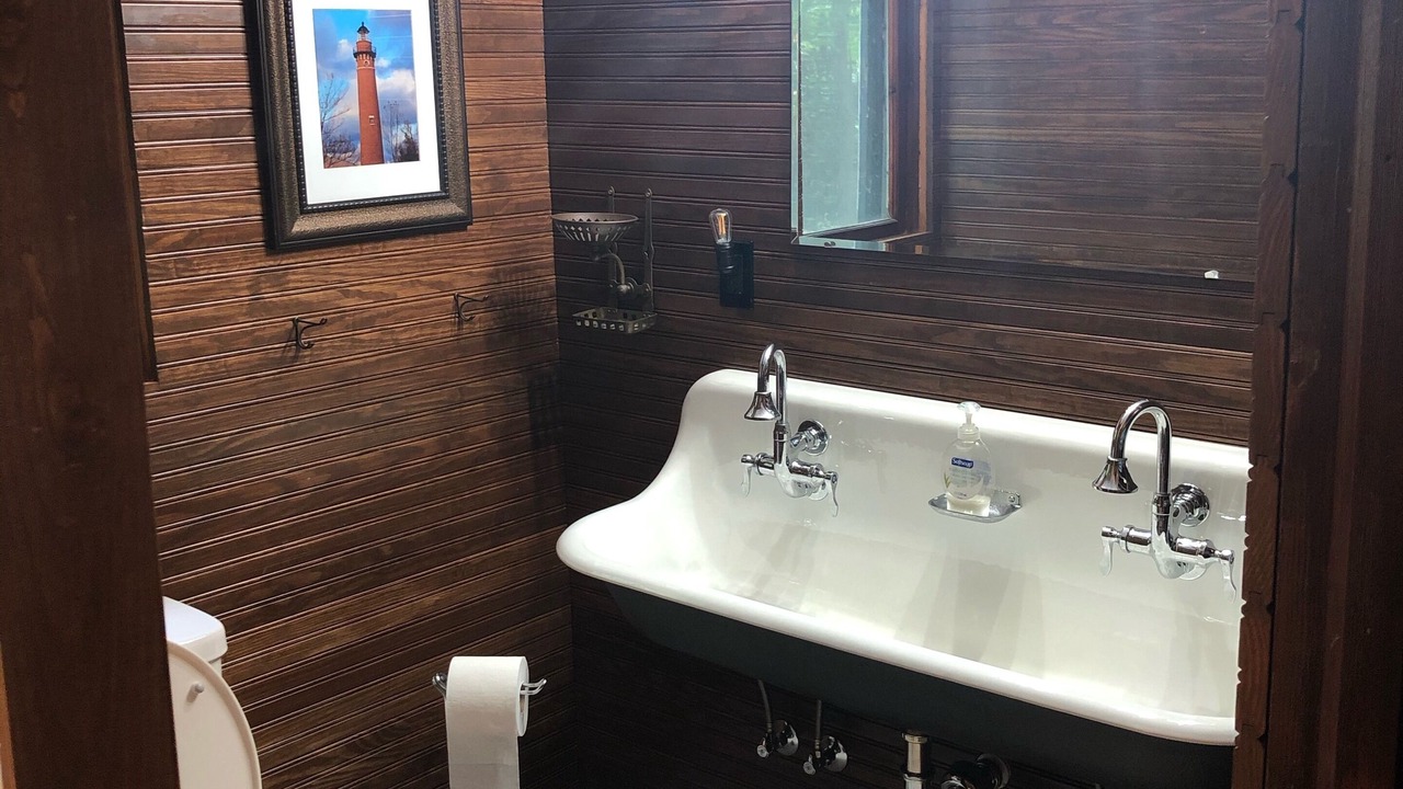 Photo of Bathroom in Ottawa Beach