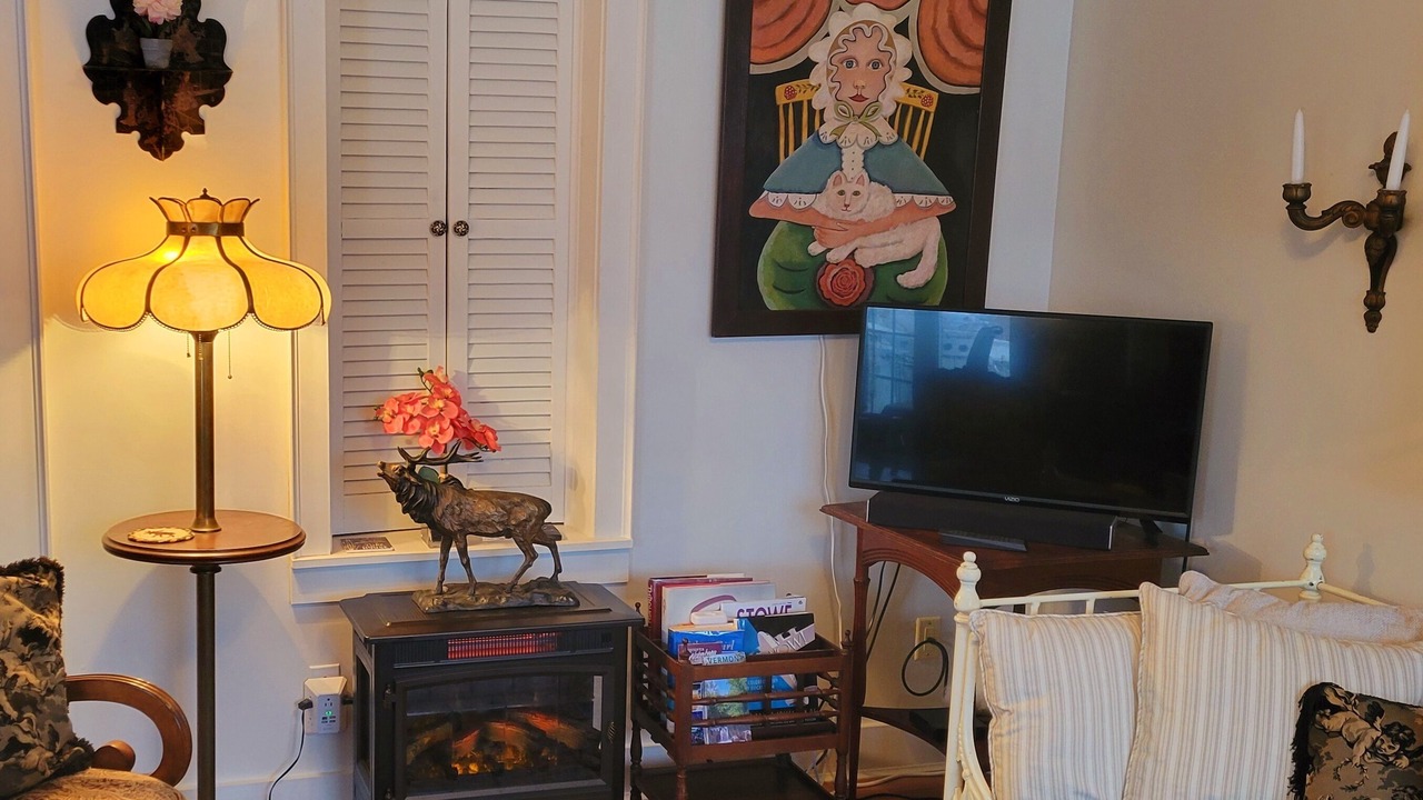 Photo of Livingroom in Waterbury Center