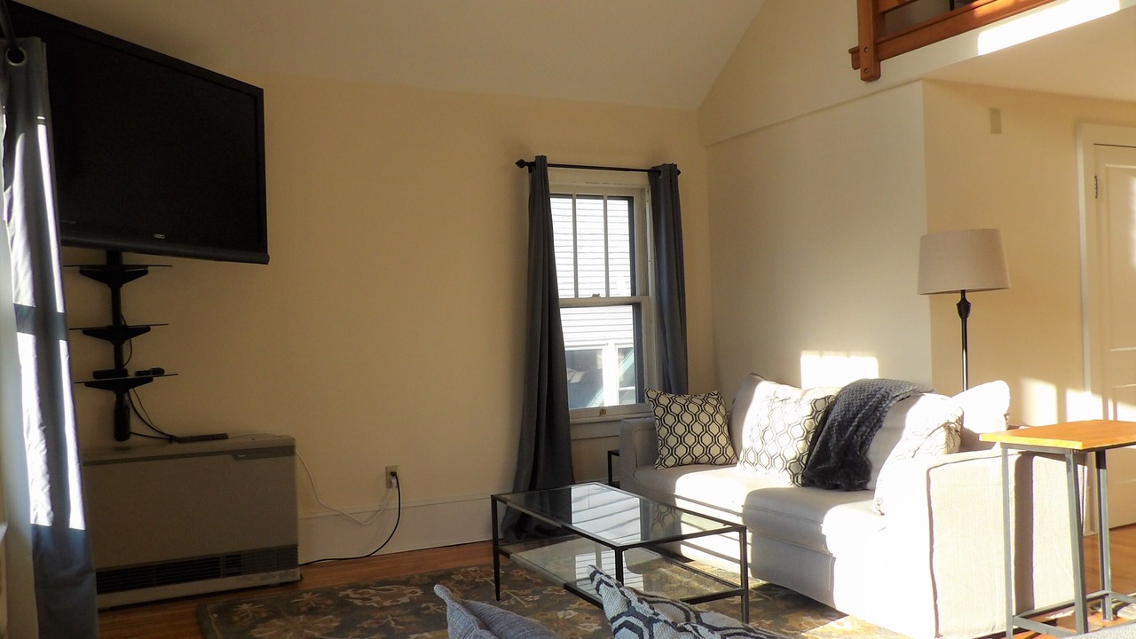 Photo of Livingroom in Burlington