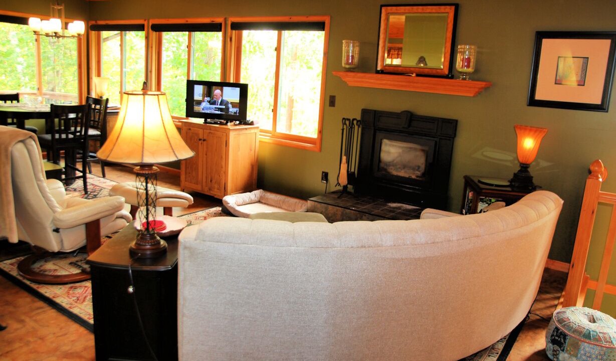 Photo of Livingroom in Markville