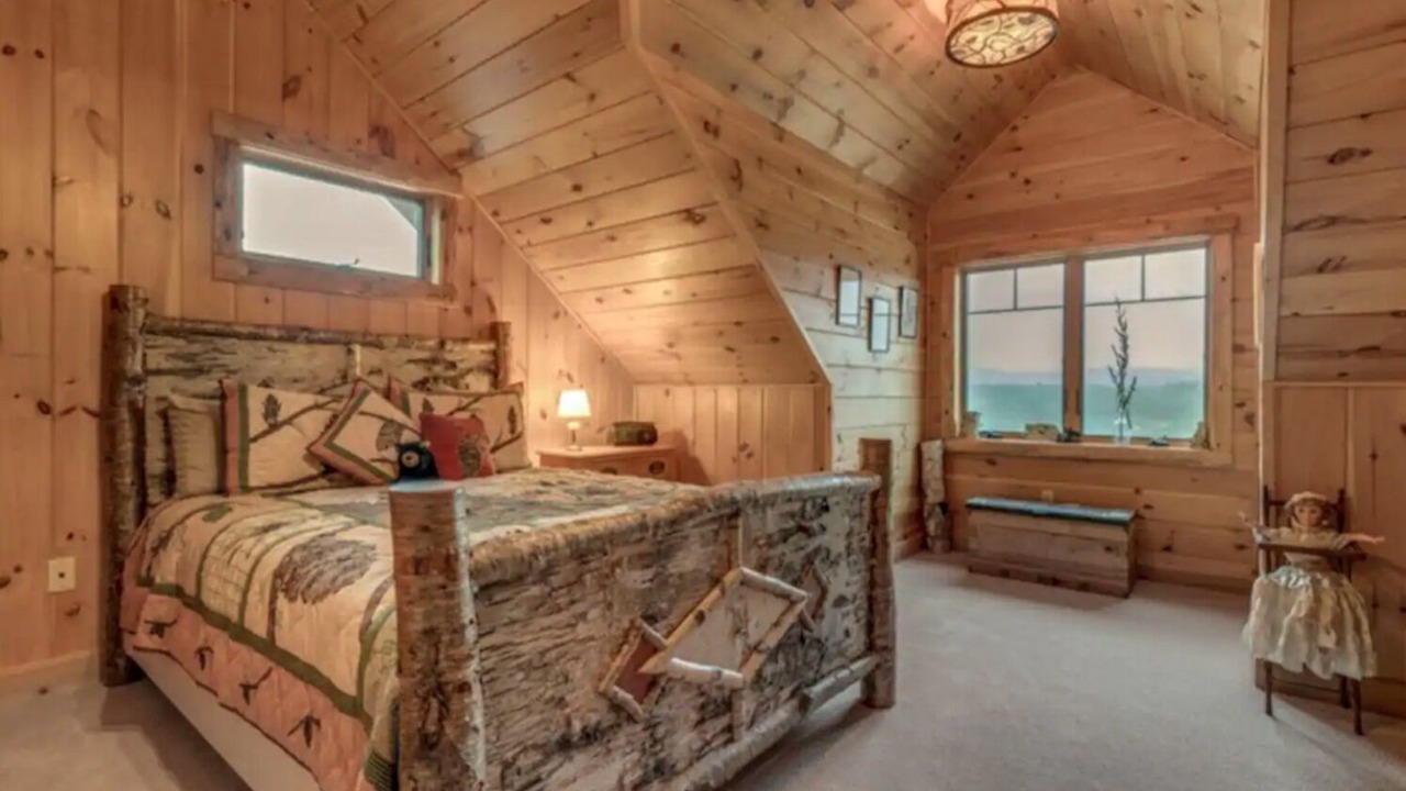 Photo of Bedroom in Jay