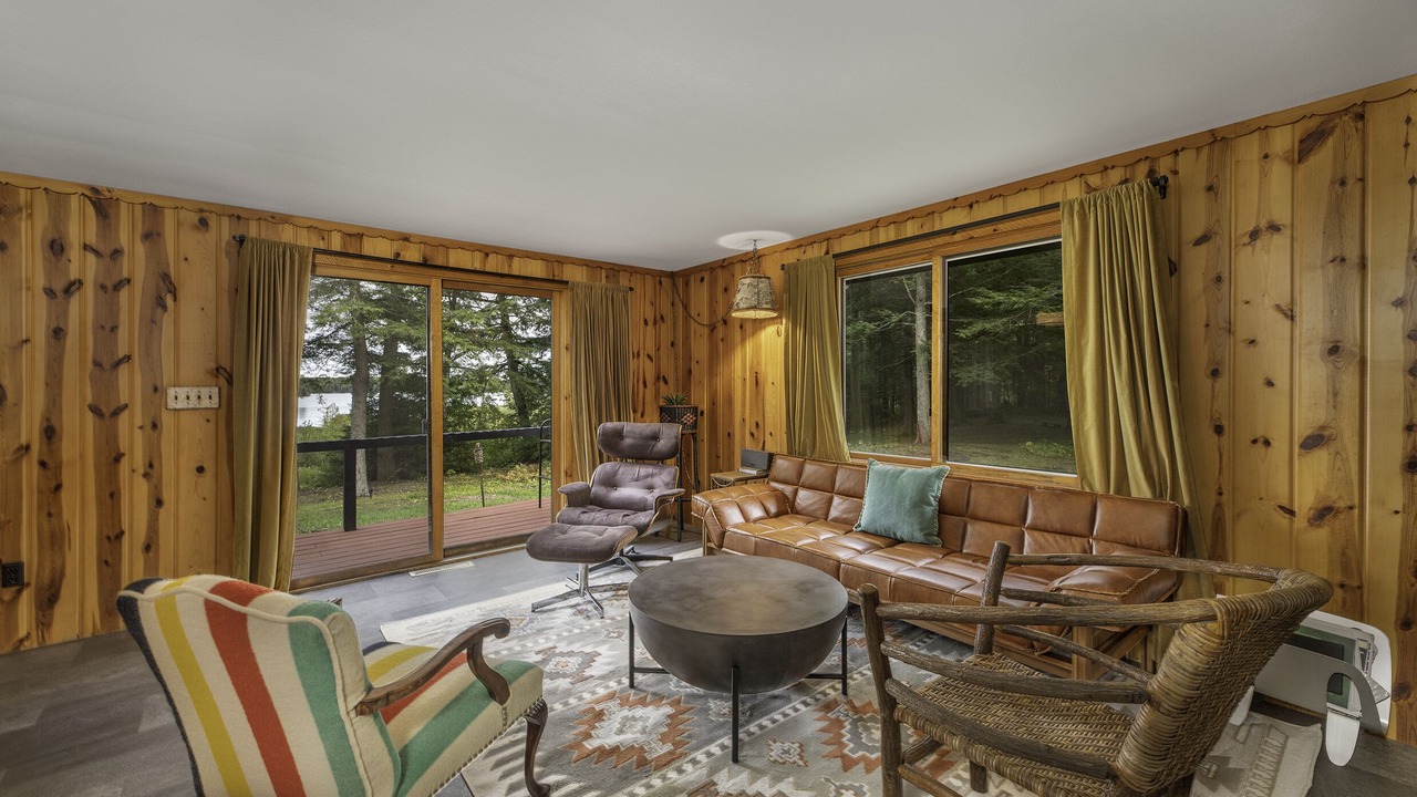 Photo of Livingroom in Land O Lakes