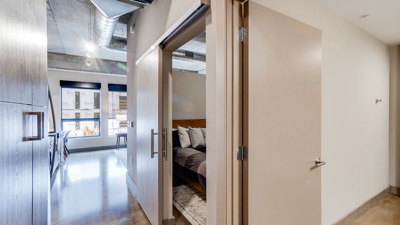 Photo of Bedroom in Warehouse District