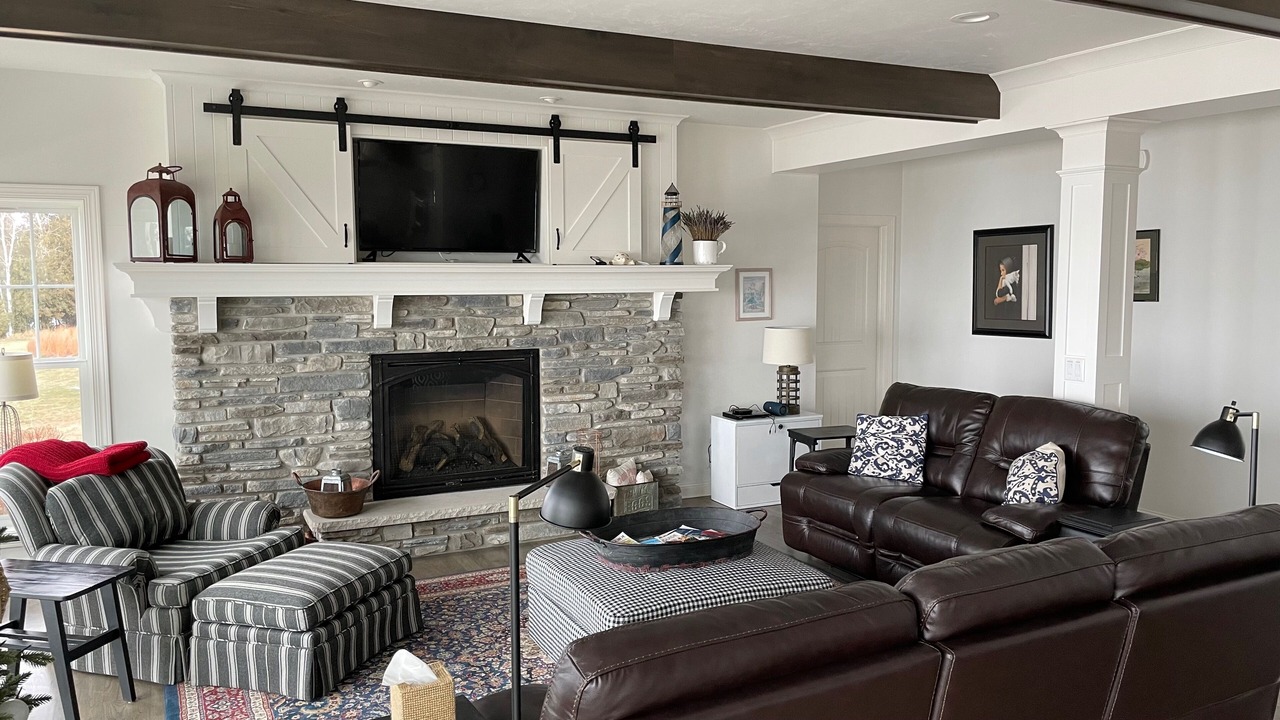 Photo of Livingroom in Egg Harbor
