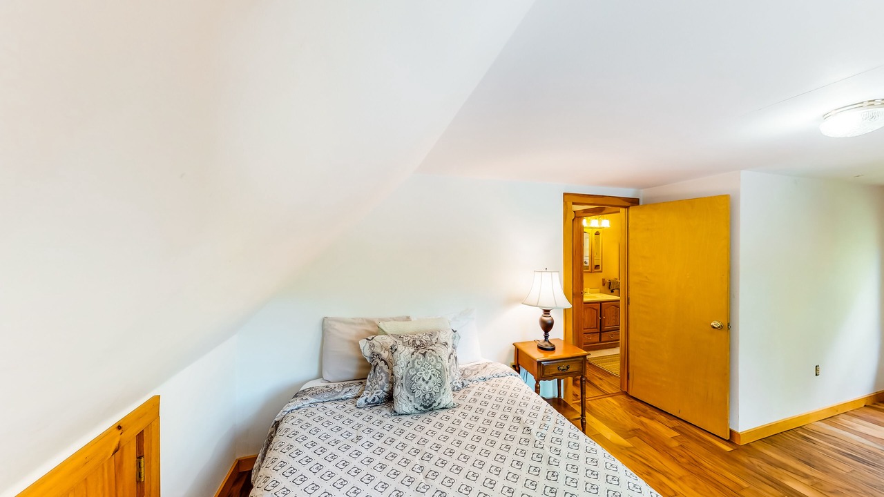 Photo of Bedroom in Green Mountains
