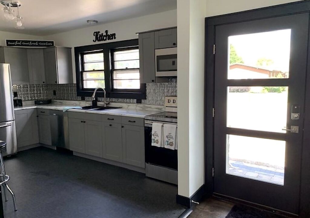 Photo of Kitchen in Ashwaubenon