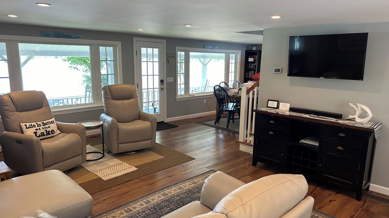 Photo of Livingroom in New Preston
