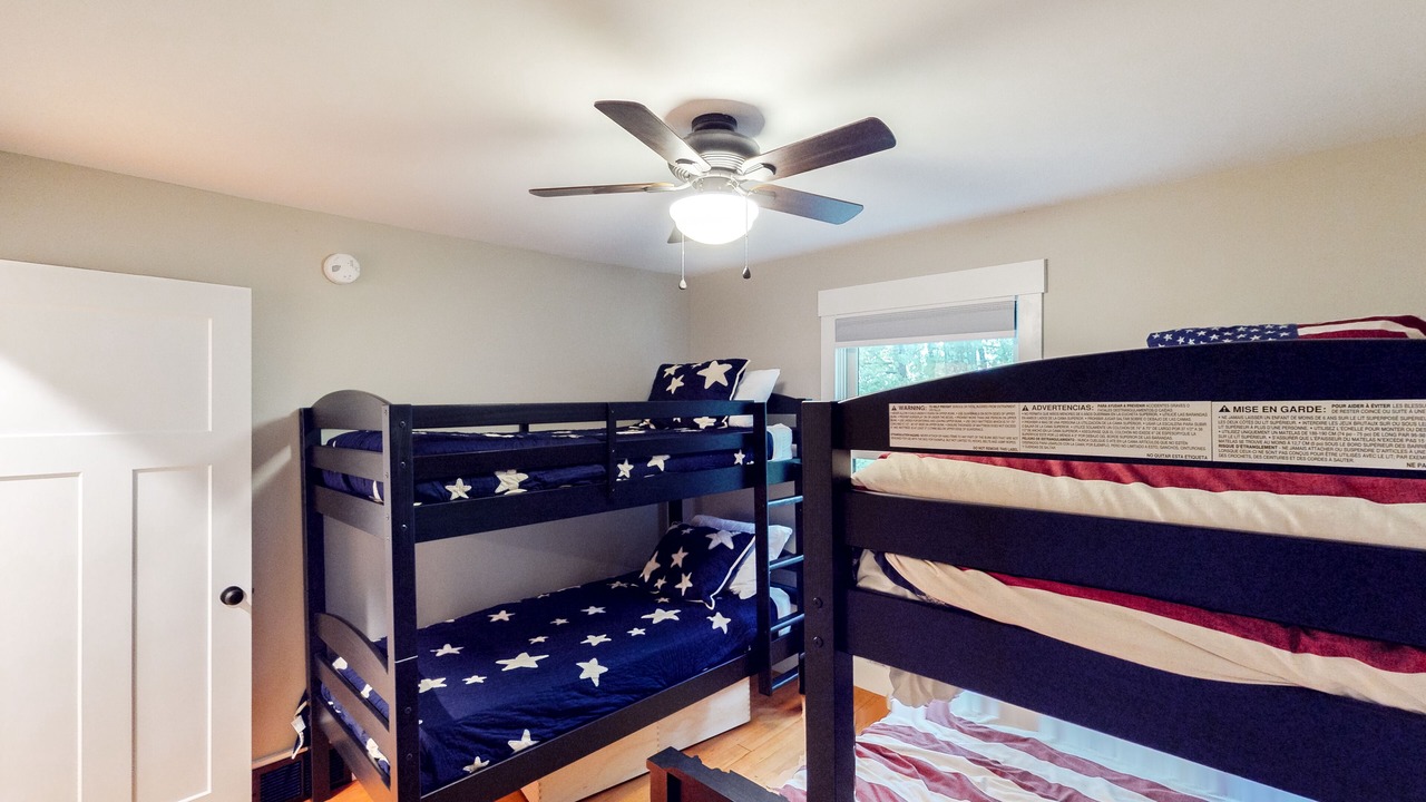 Photo of Bedroom in Malletts Bay