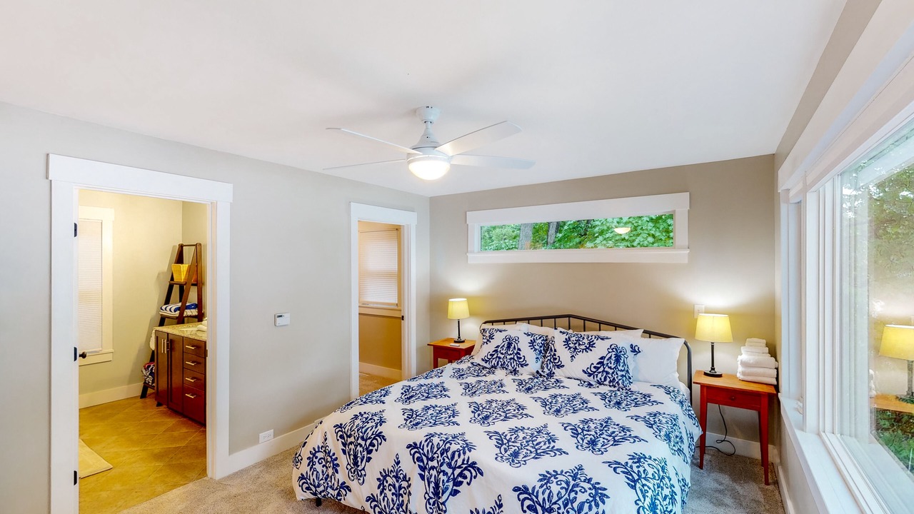 Photo of Bedroom in Malletts Bay