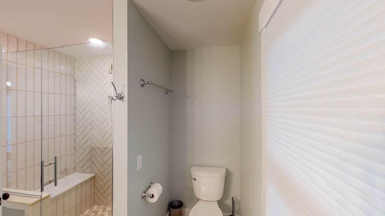 Photo of Bathroom in Malletts Bay