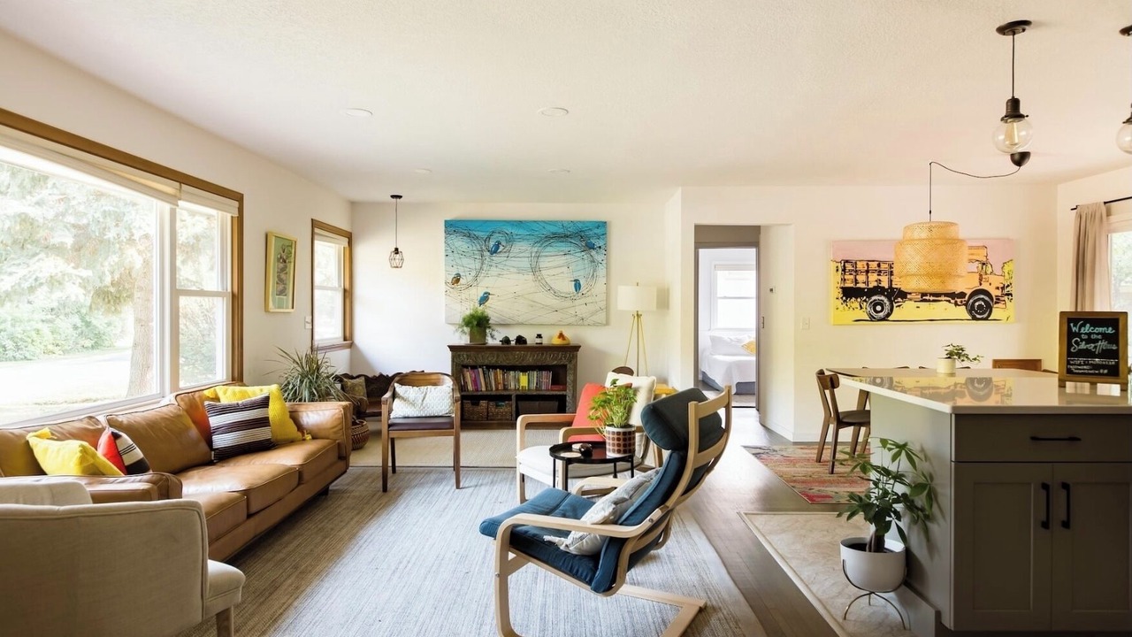 Photo of Livingroom in Columbia Heights
