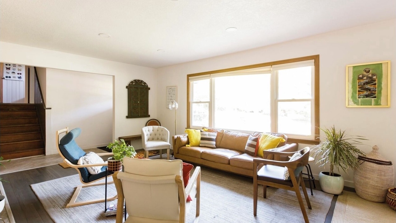 Photo of Livingroom in Columbia Heights