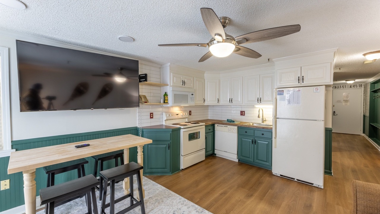 Photo of Livingroom in Snowshoe