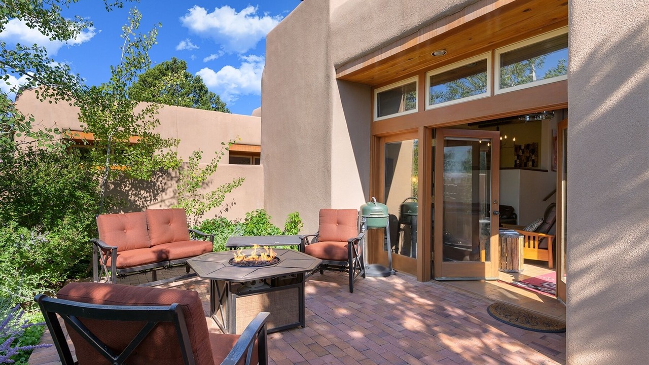 Photo of Patio Balcony in Nambe Pueblo