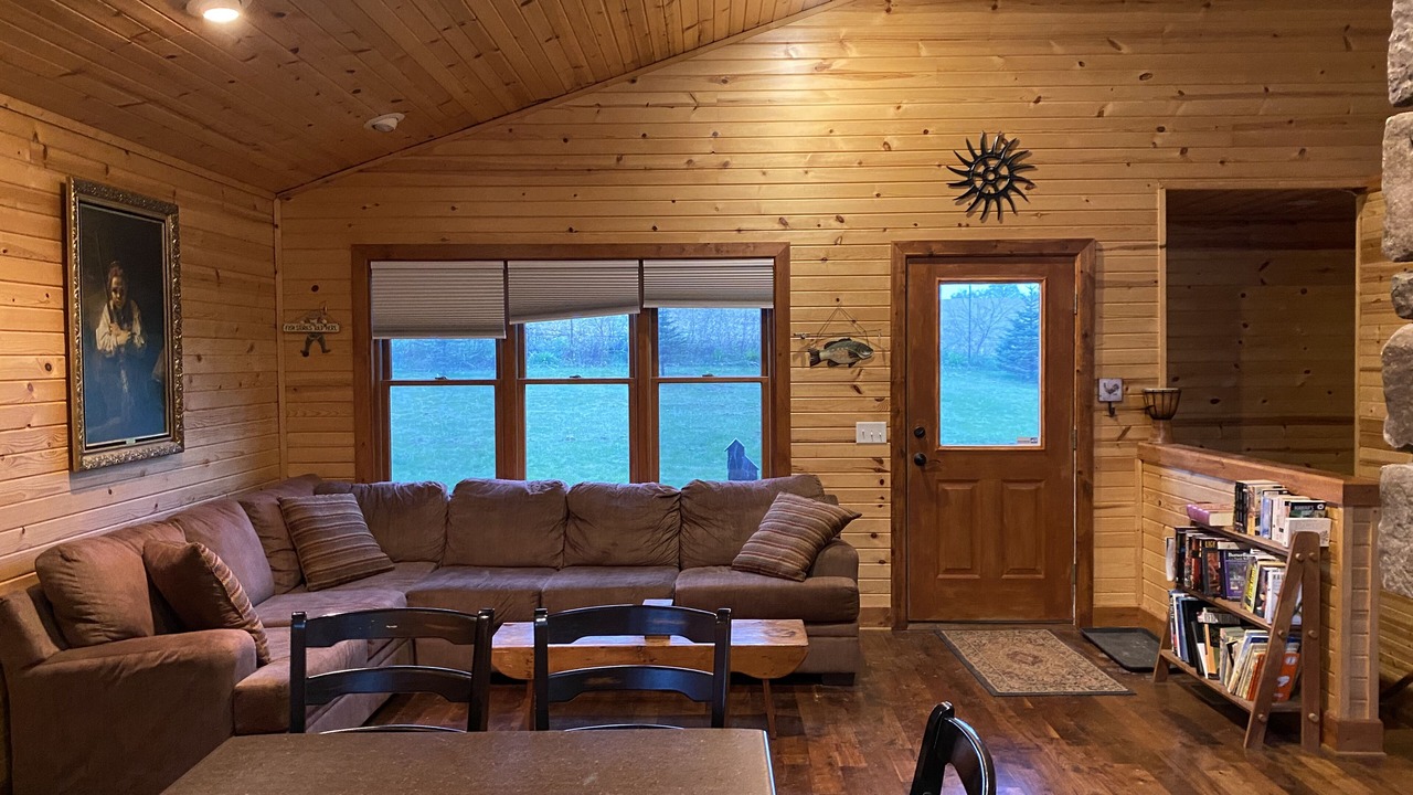Photo of Livingroom in Eastman