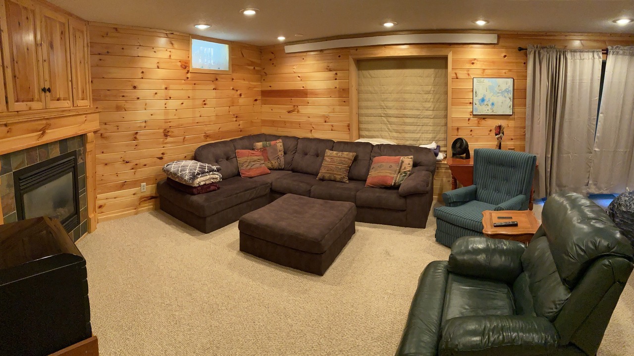 Photo of Livingroom in Hayward
