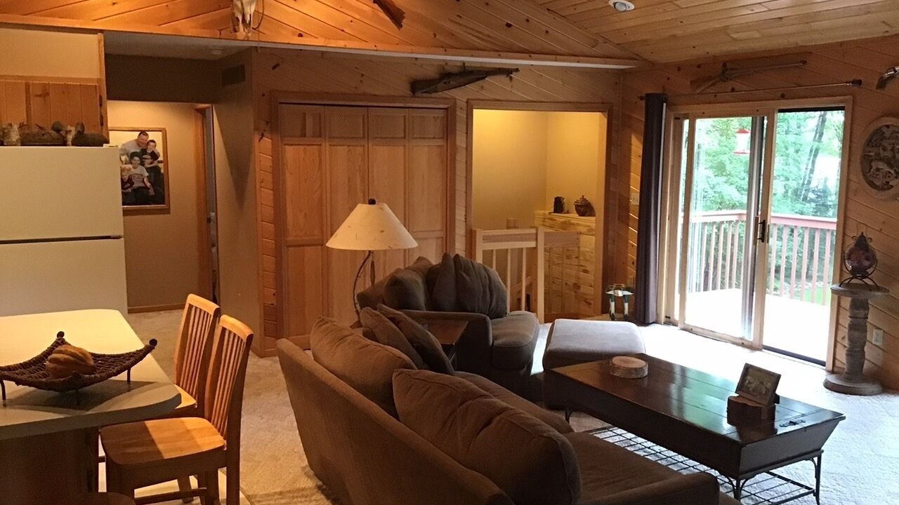 Photo of Livingroom in Springbrook