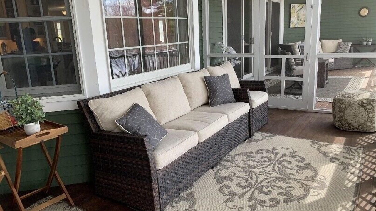 Photo of Livingroom in Meredith