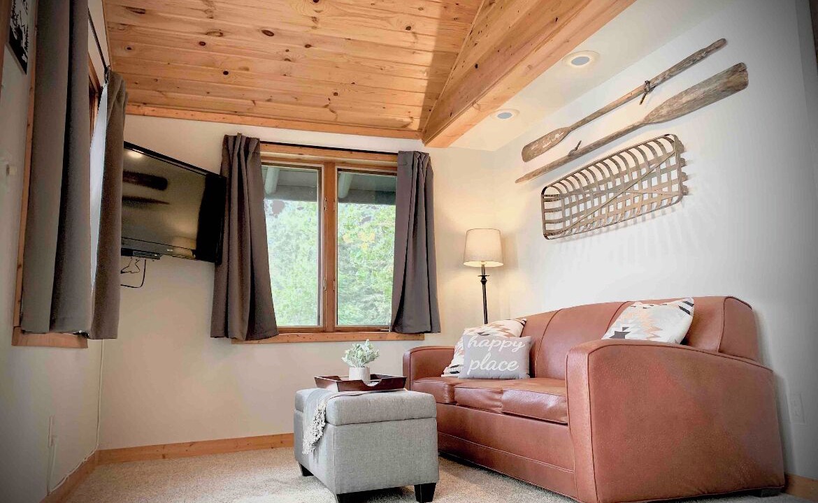 Photo of Livingroom in Stone Lake