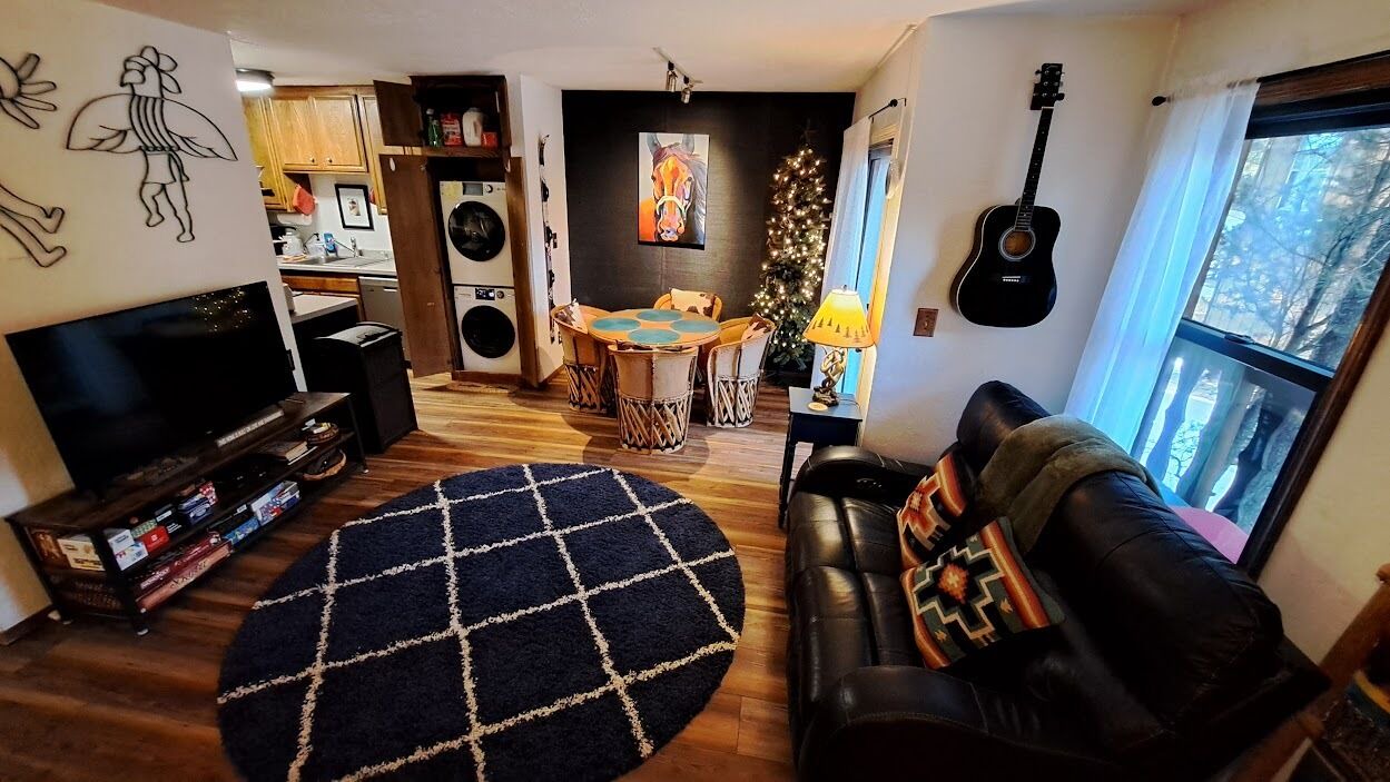 Photo of Livingroom in Angel Fire