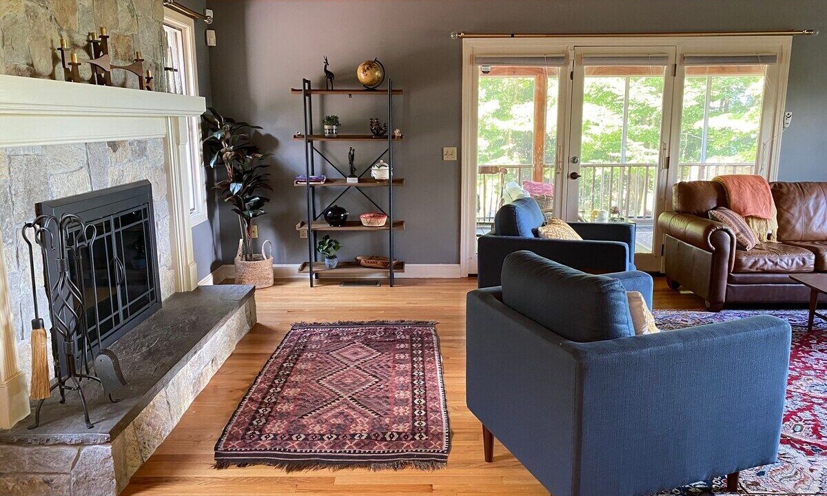 Photo of Livingroom in Pittsfield