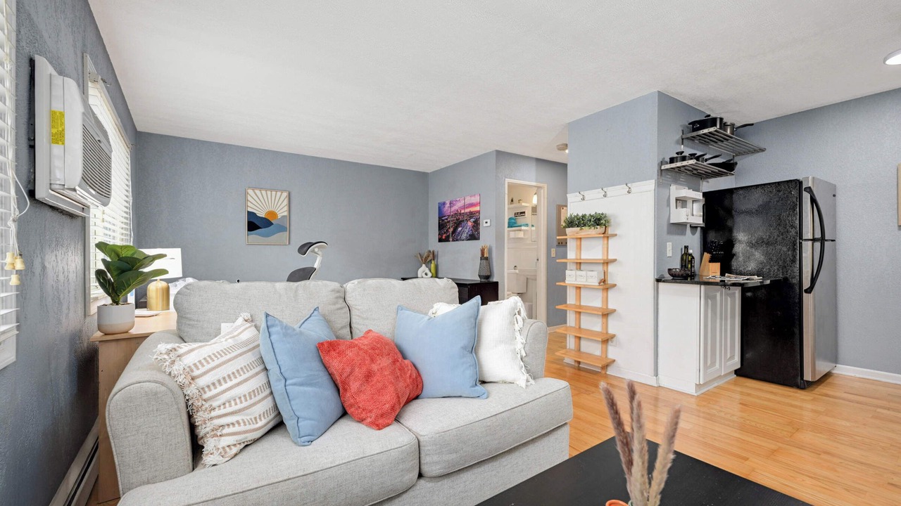 Photo of Livingroom in Lyn-Lake