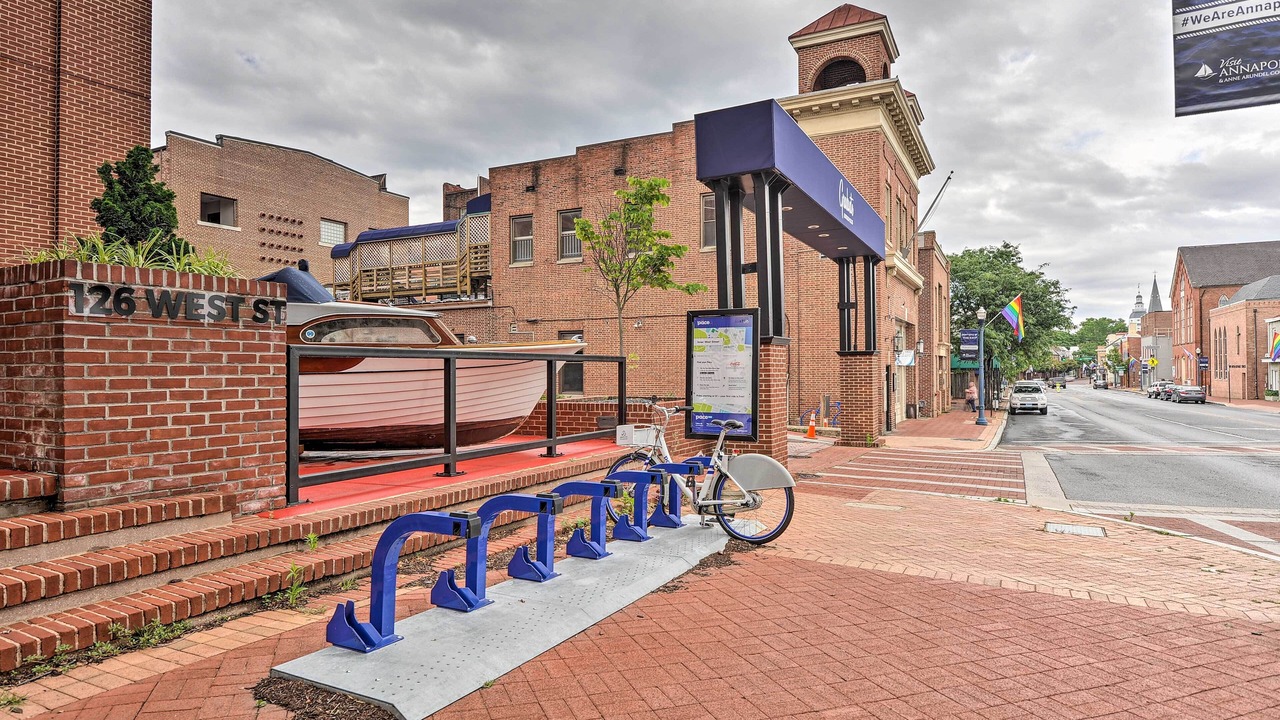 Photo of Others in Murray Hill
