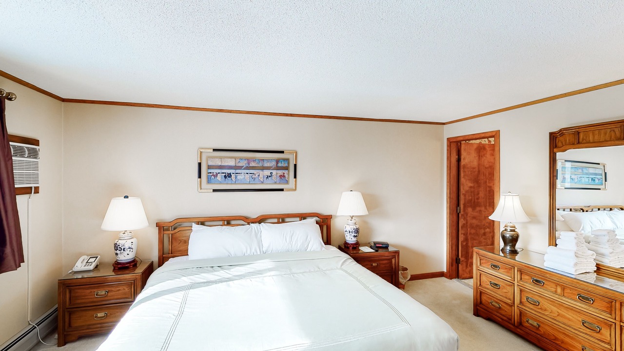 Photo of Bedroom in Stowe Area