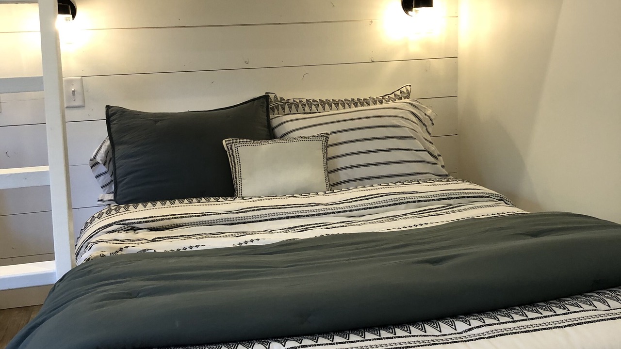 Photo of Bedroom in Grand Marais