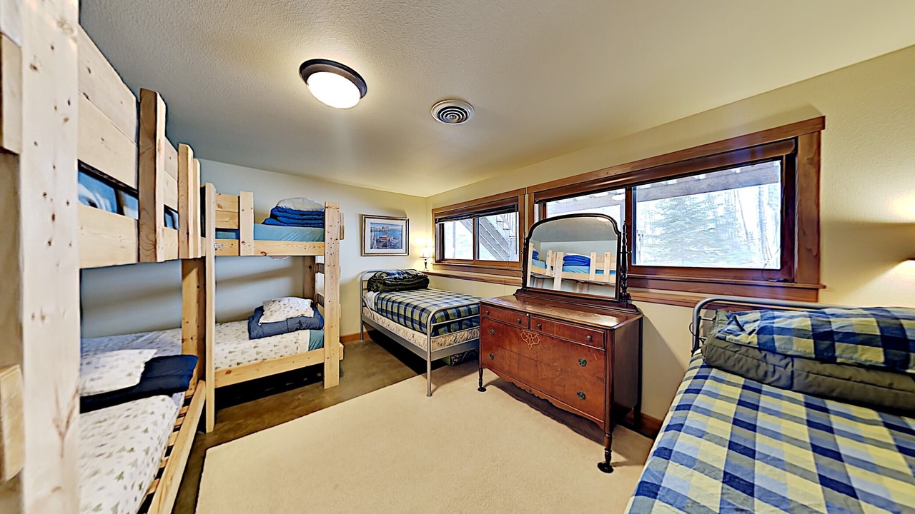 Photo of Bedroom in New Auburn