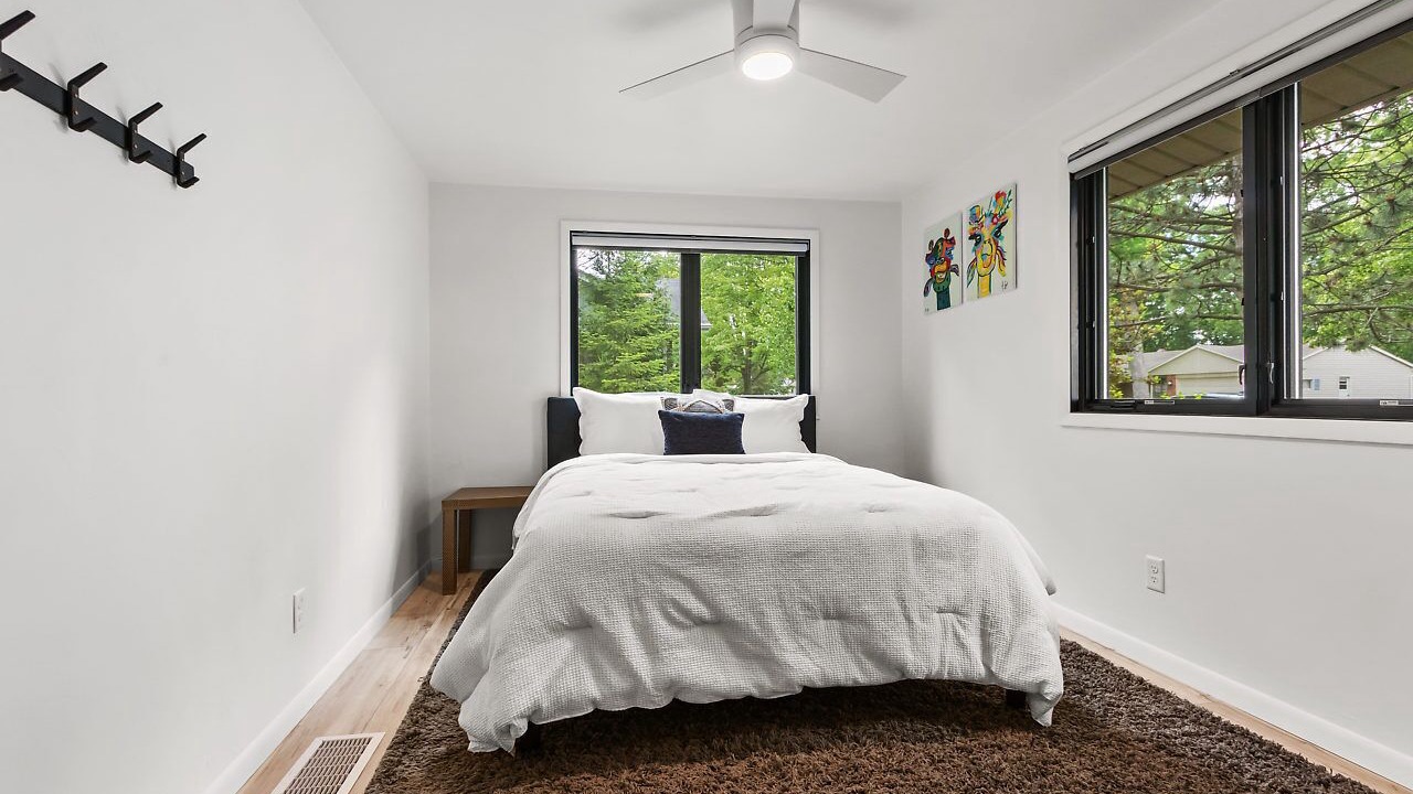 Photo of Bedroom in Ashwaubenon