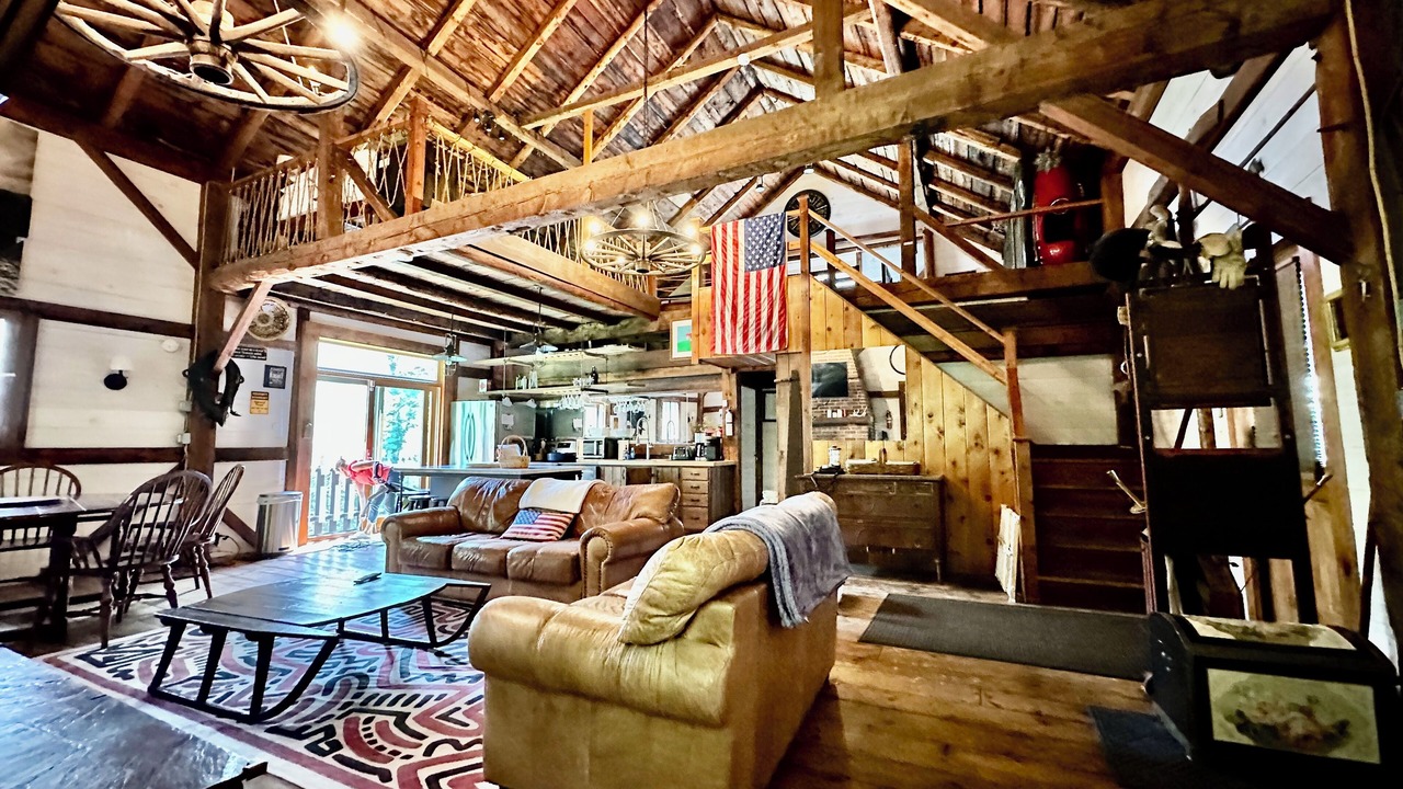 Photo of Livingroom in Bennington