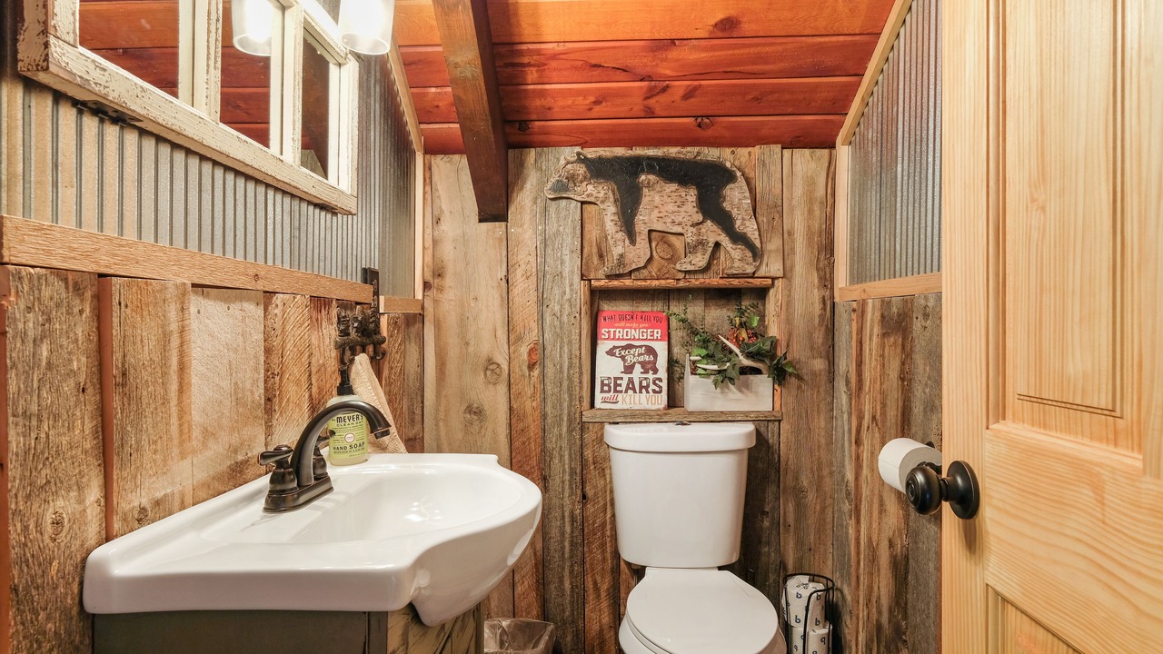 Photo of Bathroom in Del Norte