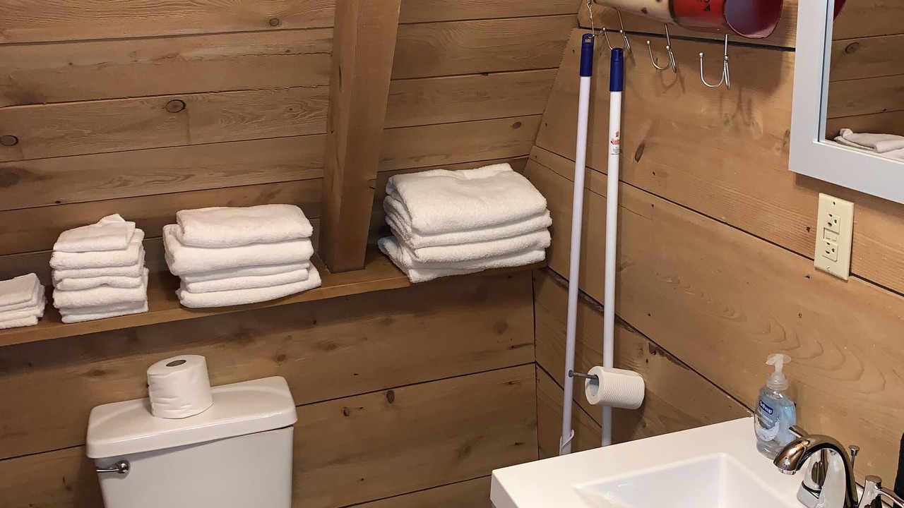 Photo of Bathroom in Keslers Cross Lanes