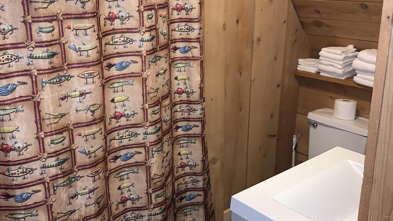 Photo of Bathroom in Keslers Cross Lanes