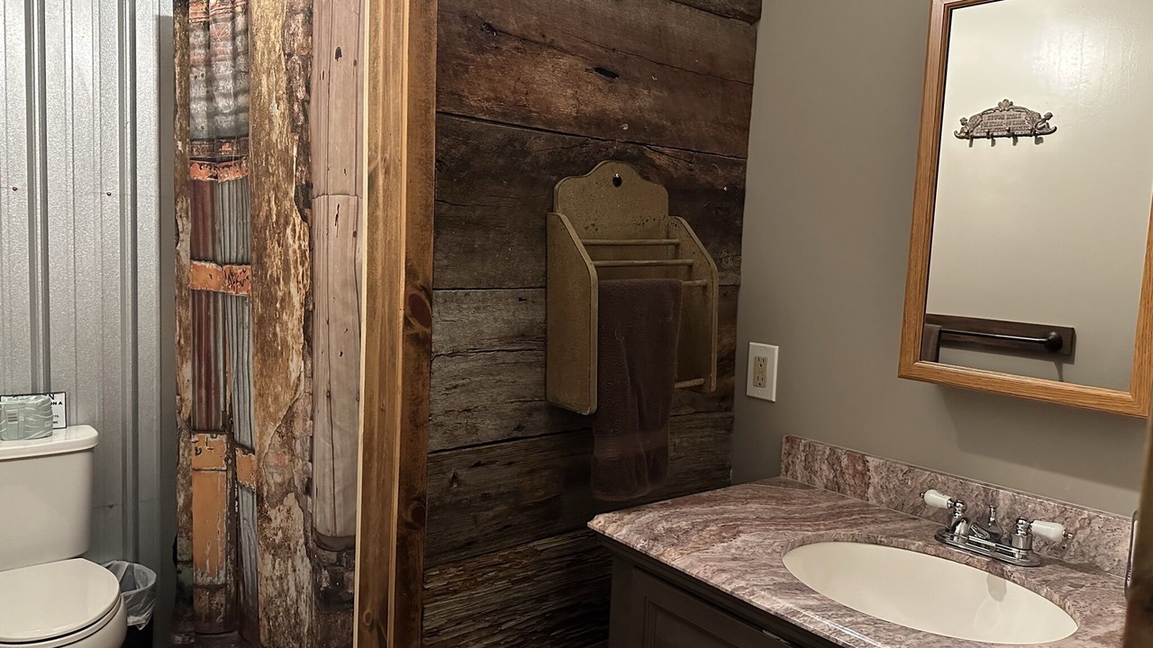 Photo of Bathroom in Gamaliel