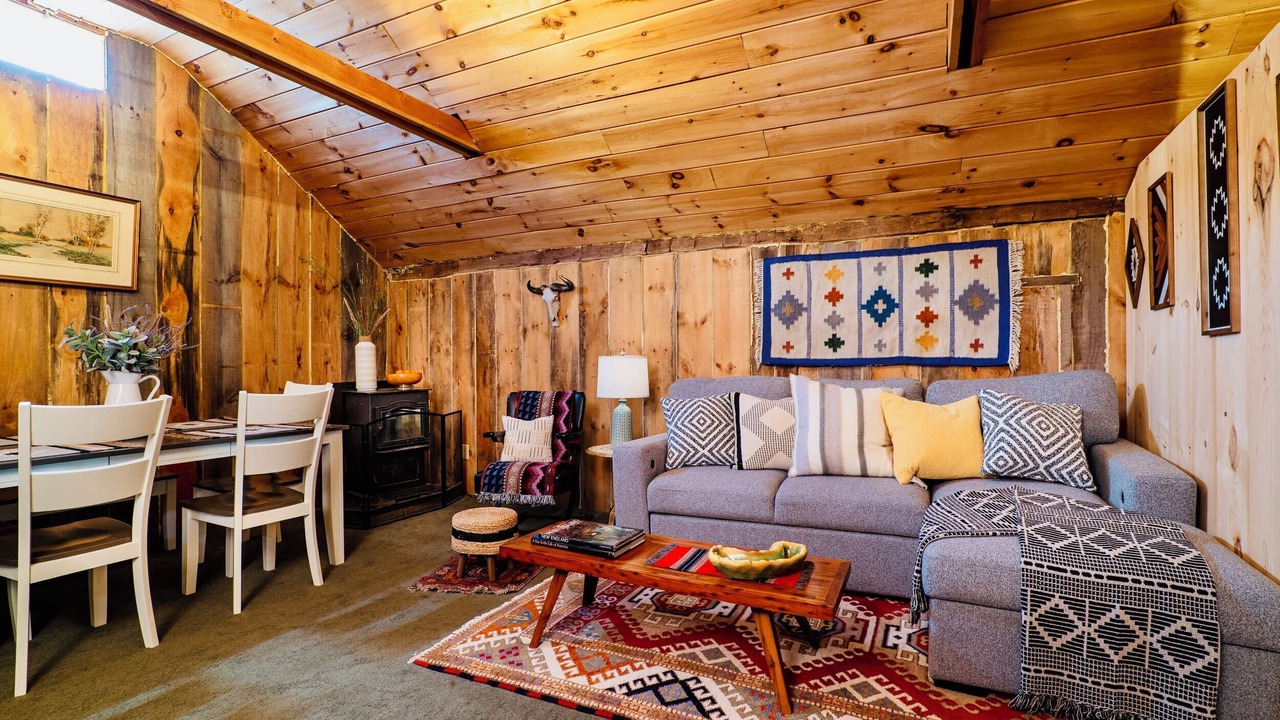 Photo of Livingroom in Willington
