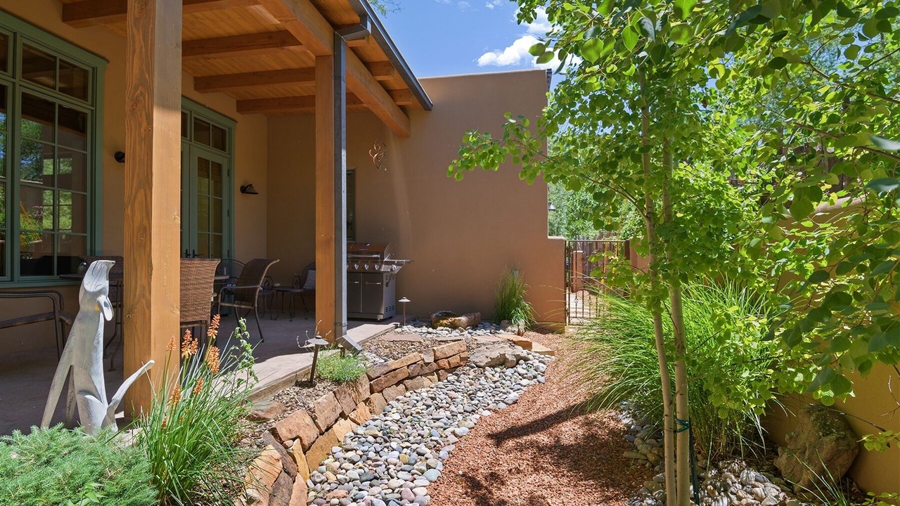 Photo of Patio Balcony in Historic Eastside