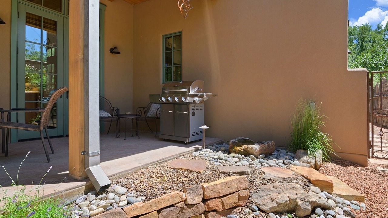 Photo of Patio Balcony in Historic Eastside