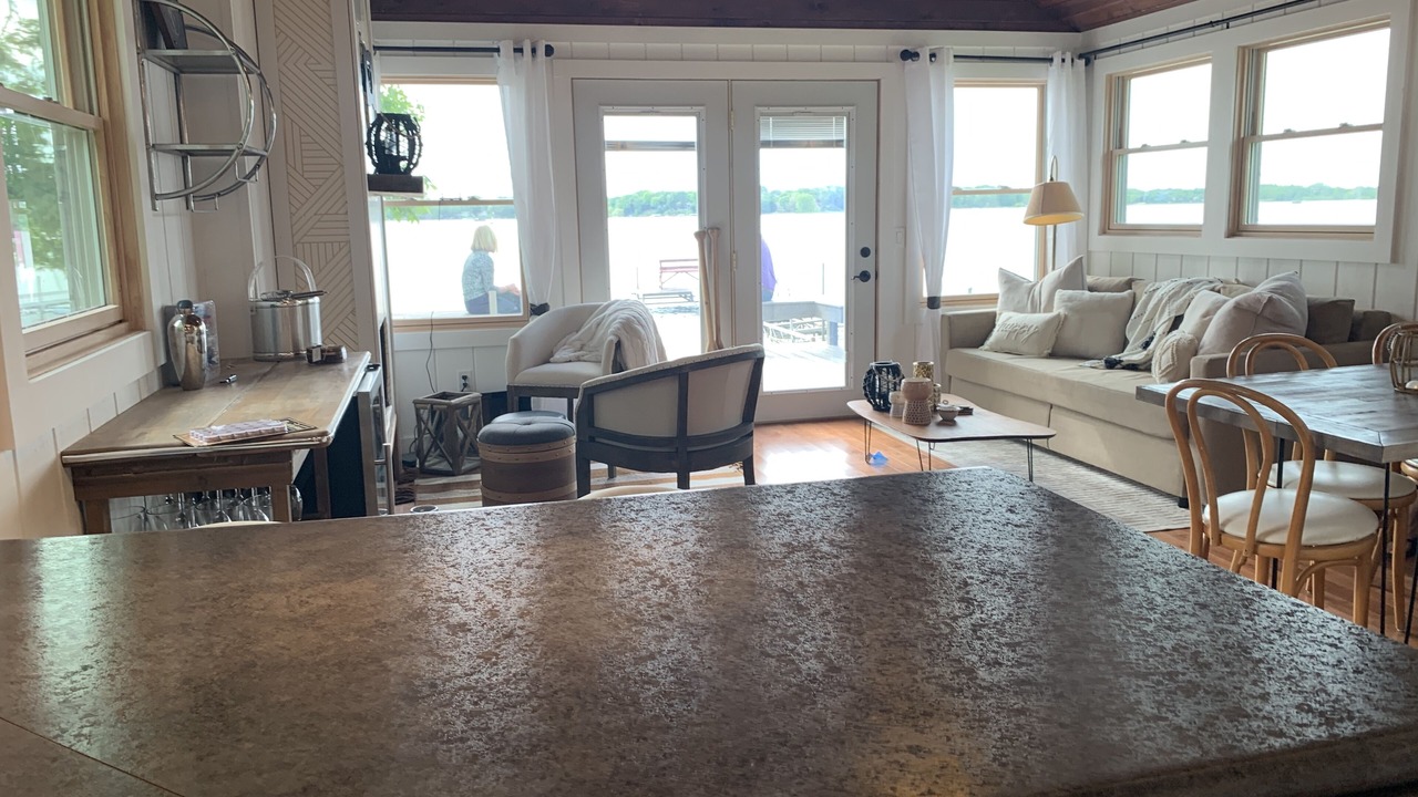 Photo of Livingroom in Lindstrom