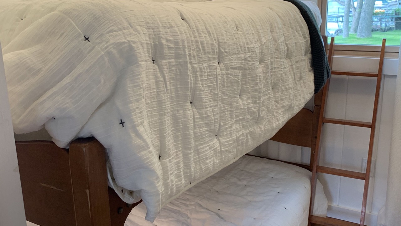 Photo of Bedroom in Lindstrom