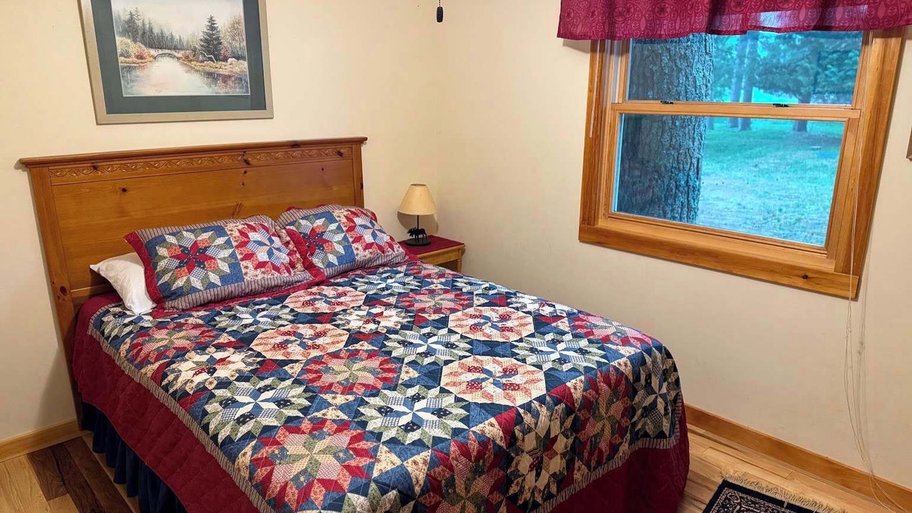 Photo of Bedroom in Arbor Vitae