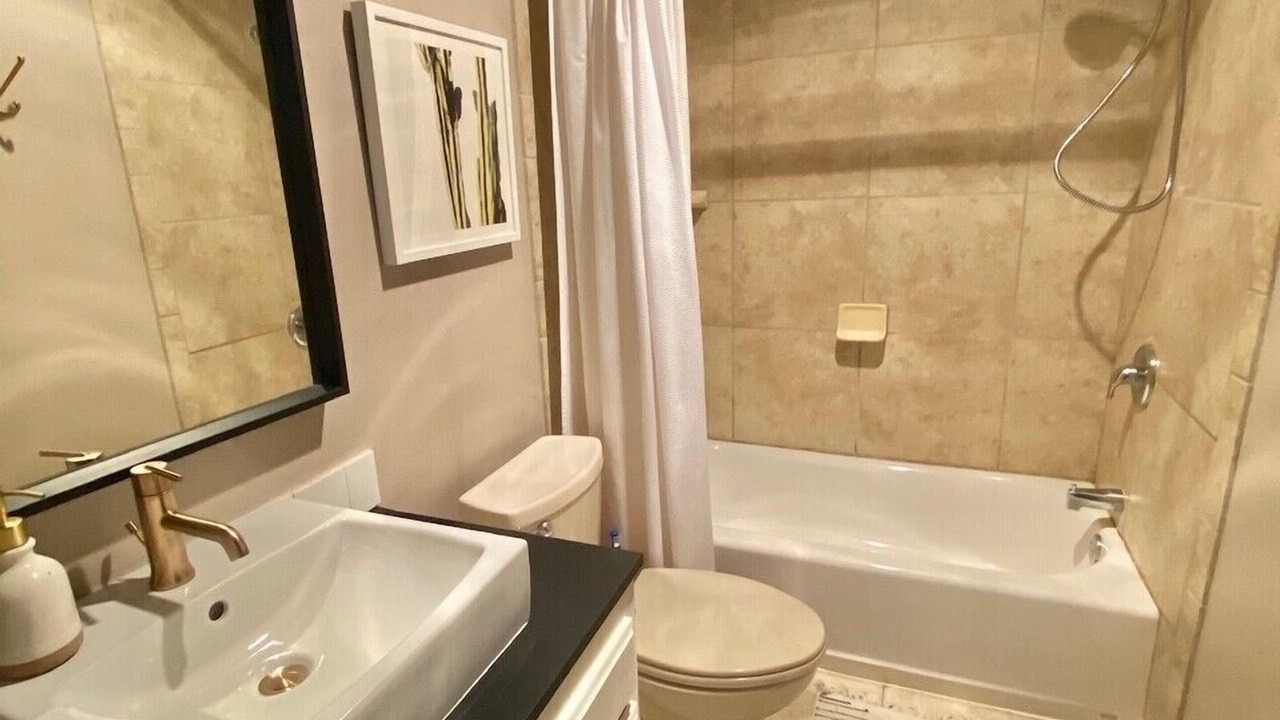 Photo of Bathroom in Red River