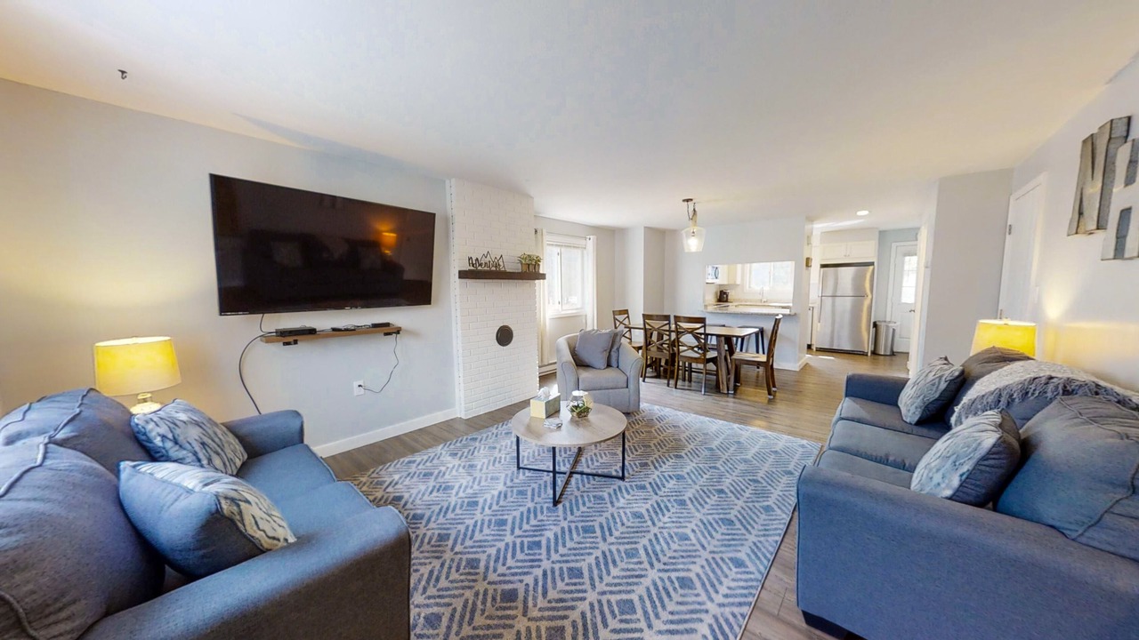Photo of Livingroom in North Woodstock
