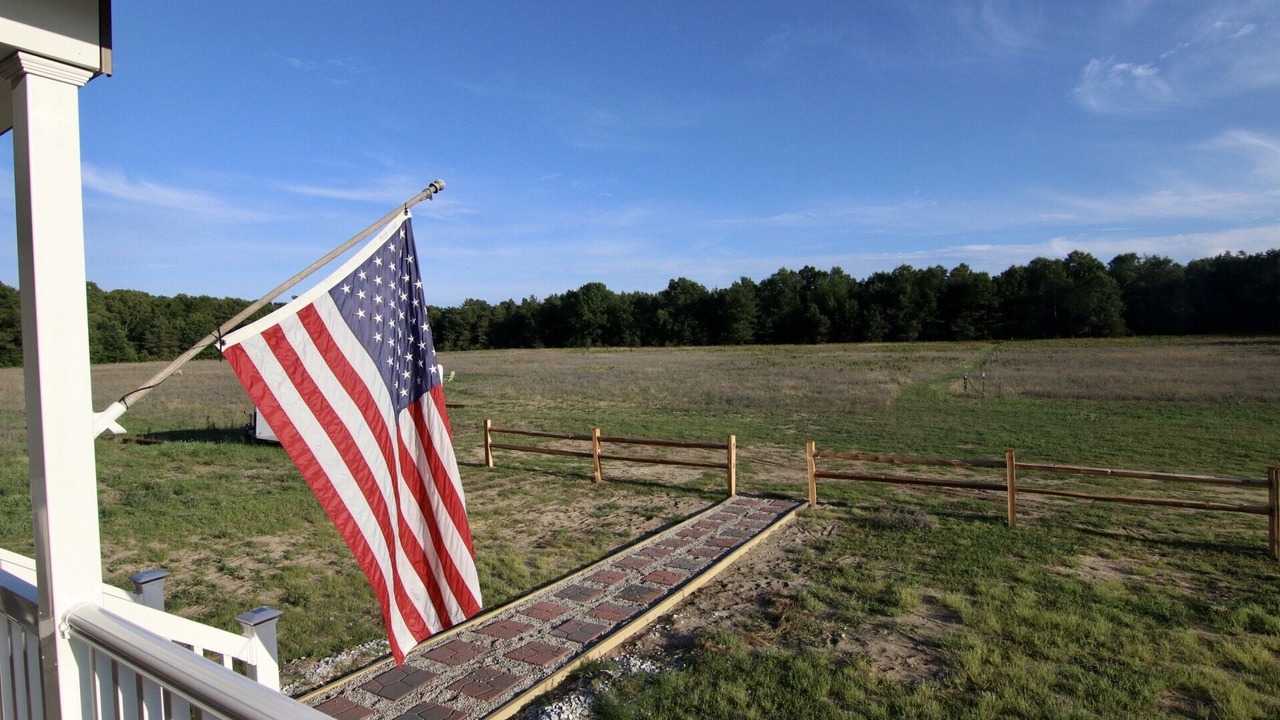 Photo of Outdoor in Montague