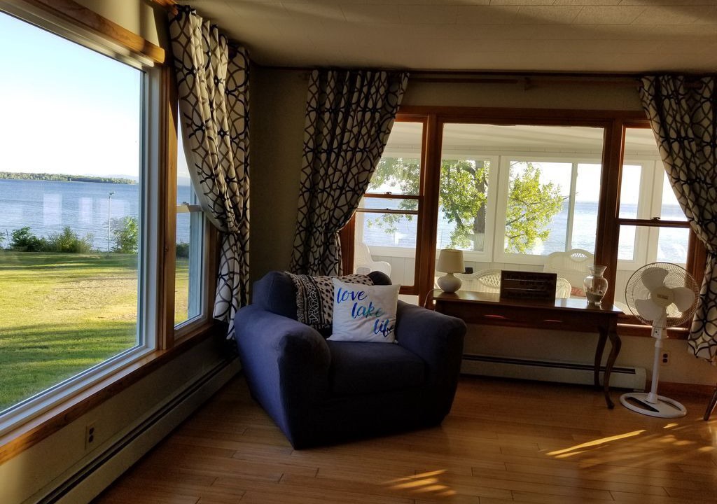 Photo of Livingroom in North Hero
